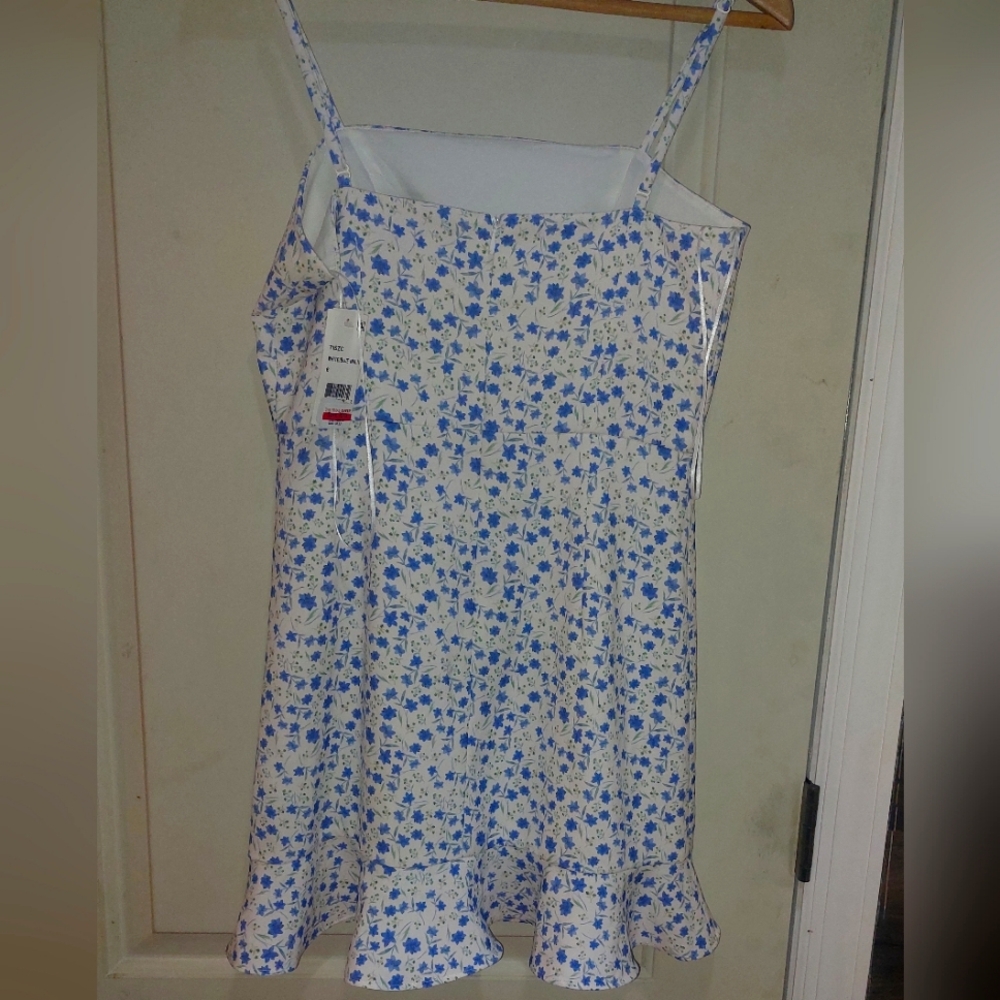 French Connection Women's Floral Blue and White Dress Size - Small